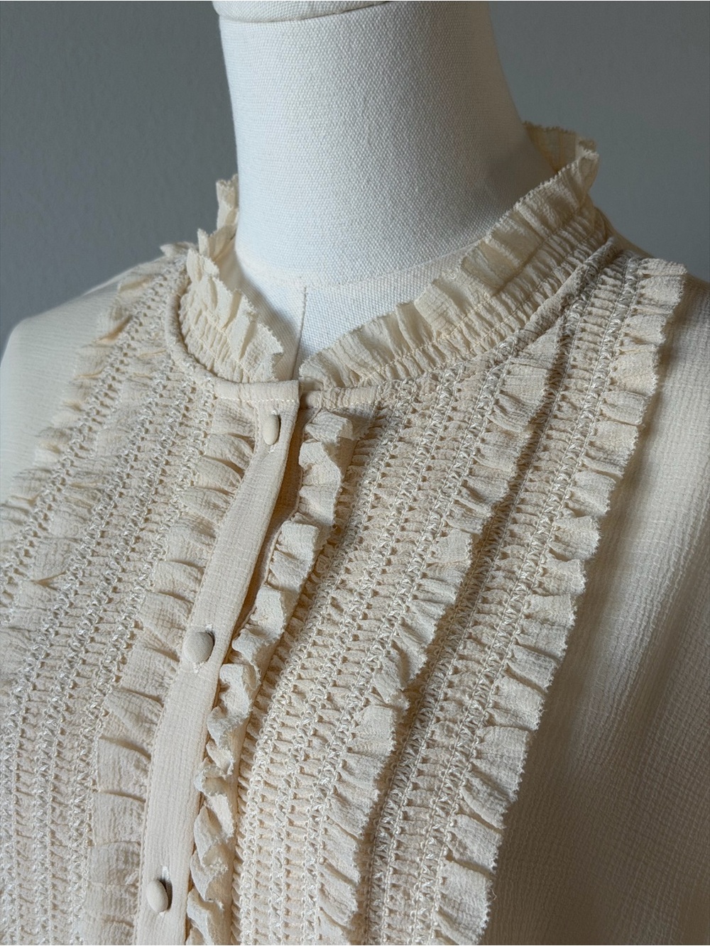 💫 SÉZANE Gasby Victoriana Ruffle Shirt Cream Ecru EU 42 US 10 L - Picture 5 of 15